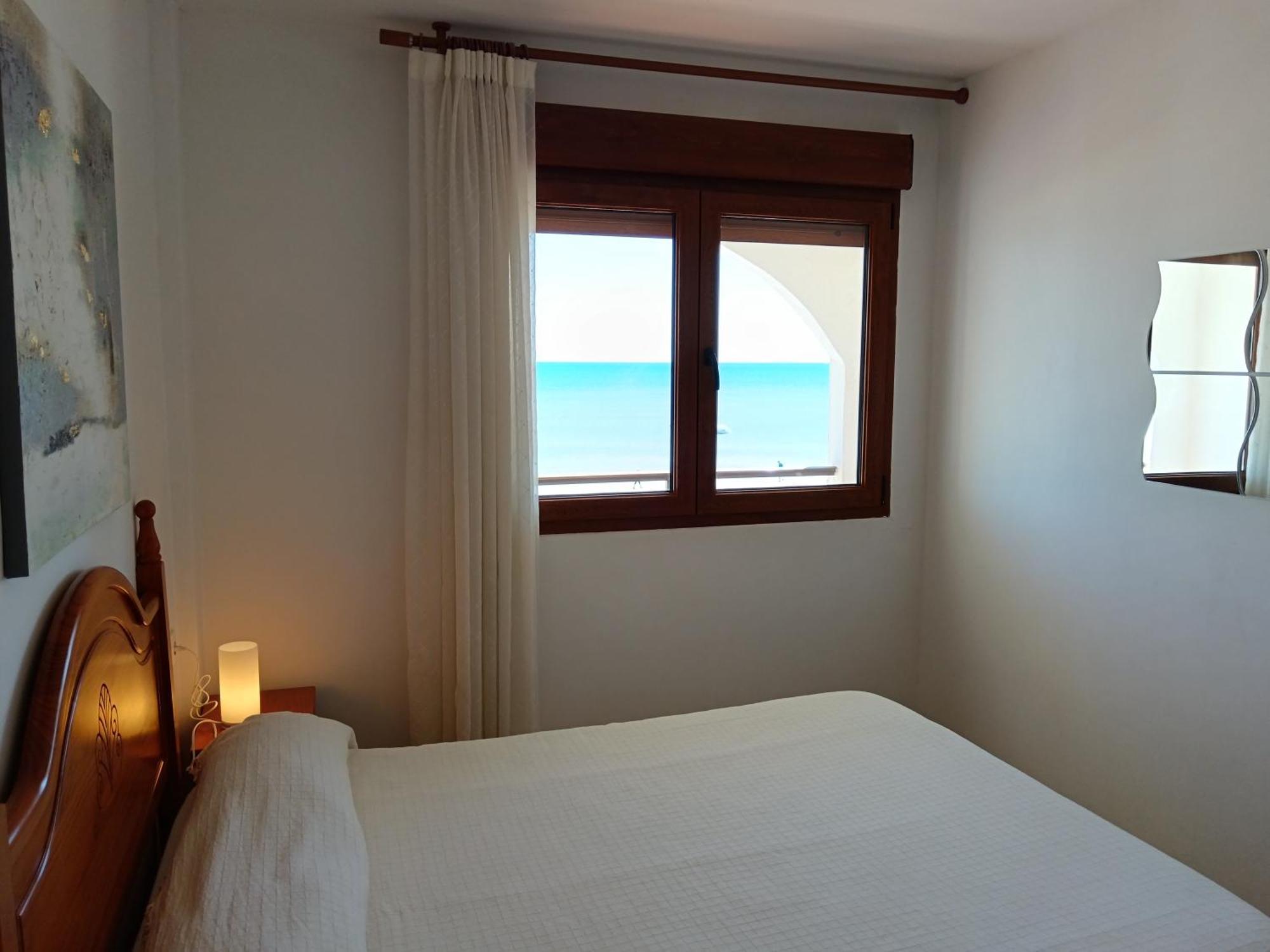 Apartamentos en Primera Línea de Playa, Ada Benedicto XIII, Peñíscola Habitación foto